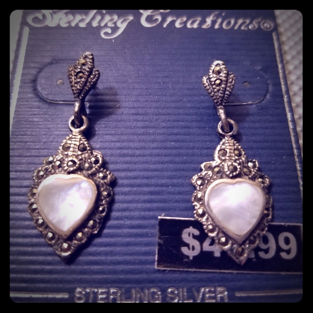 🎉HP🎉 NWT Vintage silver earrings